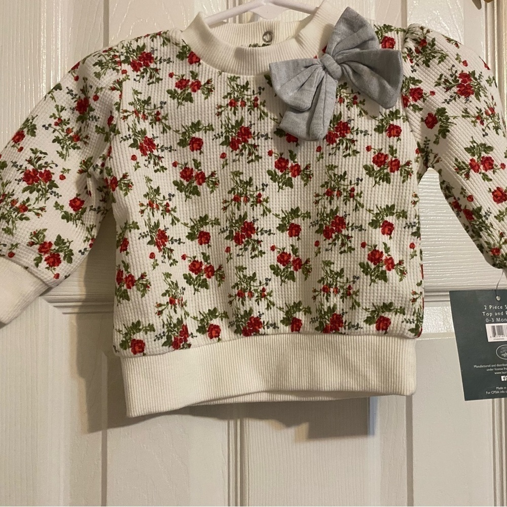 NWT Laura Ashley Floral Top